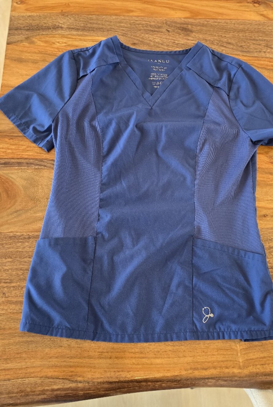 Jaanuu Woman's Scrub Top In Navy Sm